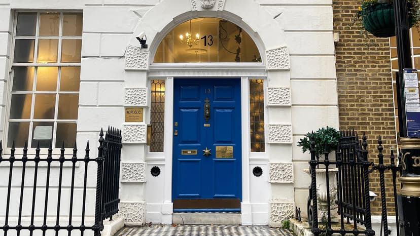 Front door to ARGC London, a fertility clinic offering IVF and more